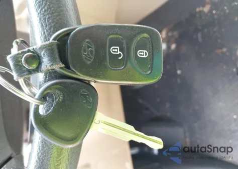 2012 Hyundai Santa Fe Gls z USA, uszkodzony, nr VIN 5XYZG3AB4CG109211